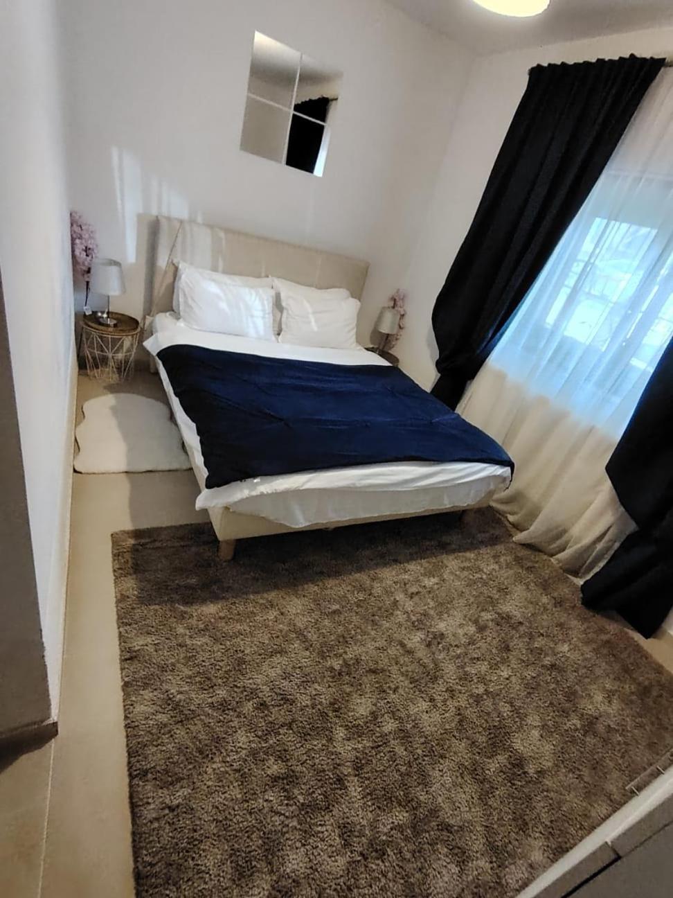 Charm 2 Palas Apartment Iasi Eksteriør bilde